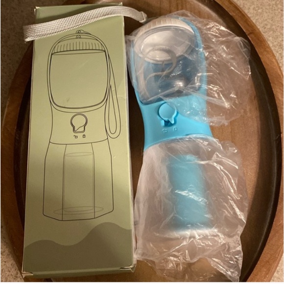 Geeebooc Other - Geeebooc 3-in-1 Port Dog Water Bottle w/Food Container BPA Free NWT